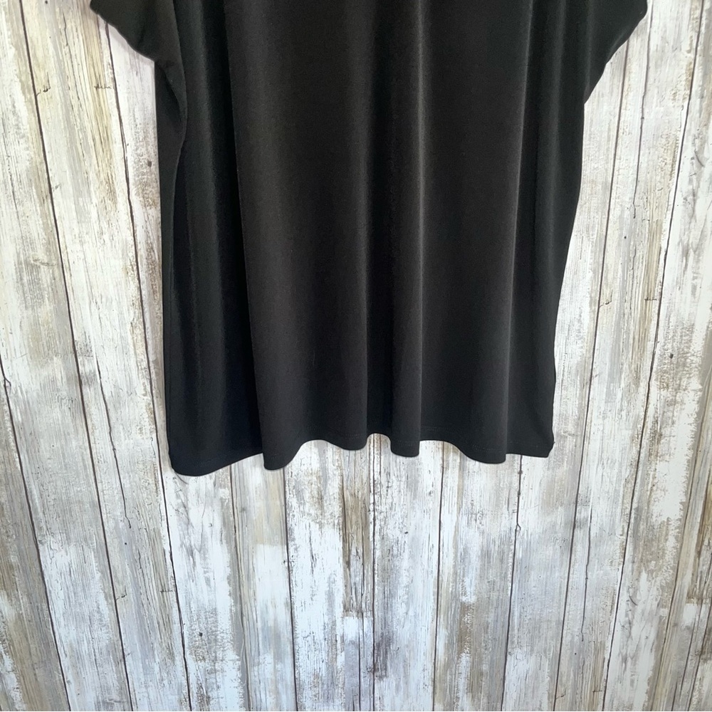 Torrid Black Asymmetrical Cutout Tank 3X Plus High Neck Sleeveless Minimalist - Picture 5 of 7